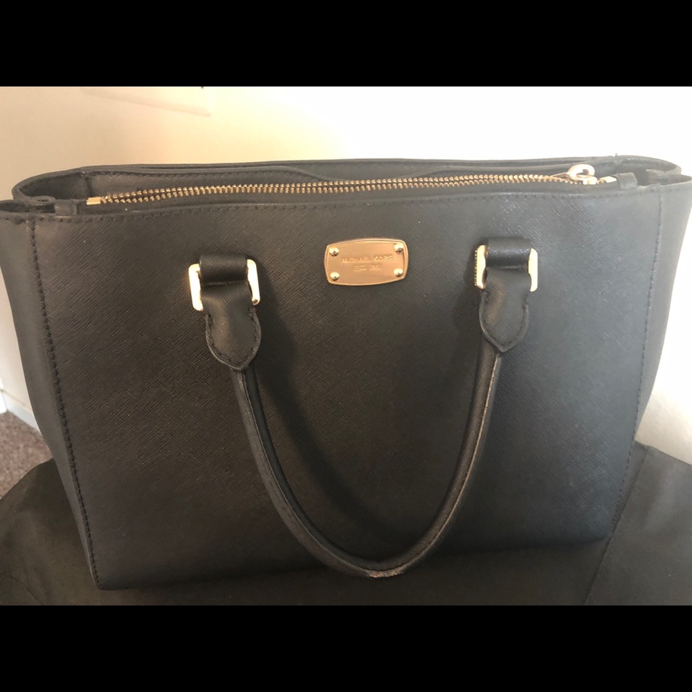 Michael Kors Medium Purse and Wallet